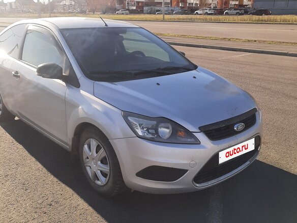 2009 Ford Focus II Рестайлинг, серебристый, 380000 рублей - вид 1