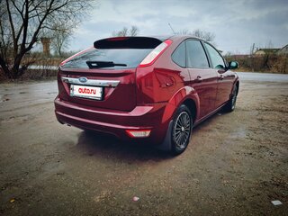 2008 Ford Focus II Рестайлинг, пурпурный, 650000 рублей, вид 4