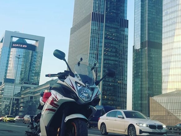 2011 Yamaha XJ6 (FZ6R), белый, 395000 рублей - вид 1