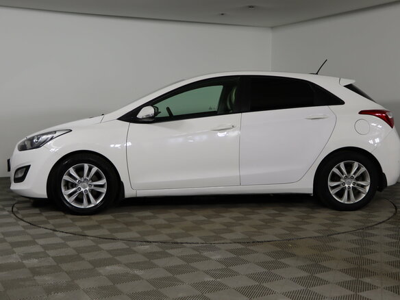 2012 Hyundai i30 II, белый - вид 7