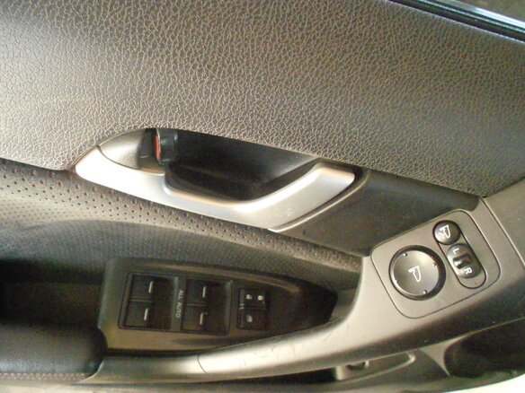 2012 Honda Accord VIII Рестайлинг, белый, 2000000 рублей - вид 14