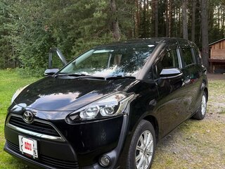 2018 Toyota Sienta II, чёрный, 1480000 рублей, вид 1