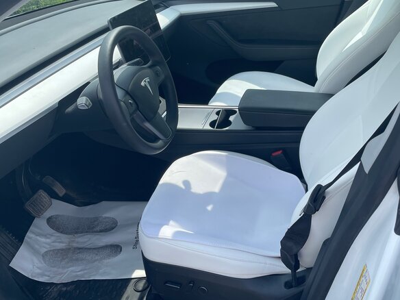 2023 Tesla Model Y Long Range Dual Motor I, белый, 4750000 рублей - вид 8
