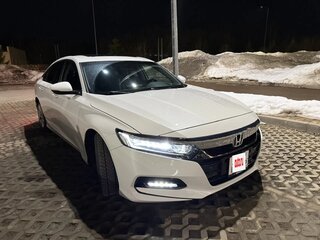 2021 Honda Accord X Рестайлинг, белый, 3100000 рублей, вид 1