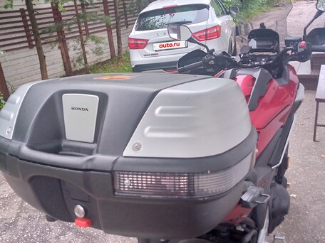 2018 Honda NC 750X, красный, 700000 рублей, вид 3