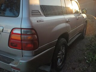 2001 Toyota Land Cruiser 100 Series, серебристый, 1500000 рублей, вид 2