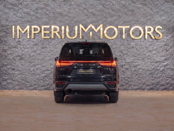 2025 Lexus LX 600 IV, чёрный, 19390000 рублей - вид 6