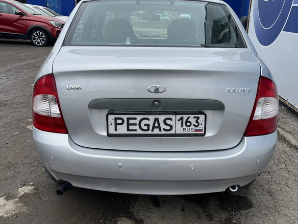 2010 Lada (ВАЗ) Kalina I, серебристый, 265000 рублей - вид 4