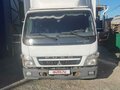 2013 Fuso (Mitsubishi) Canter, белый, 1950000 рублей - вид 2