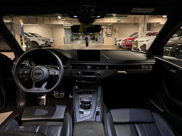 2019 Audi RS 4 IV (B9), серебристый, 5500000 рублей - вид 10