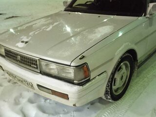 1985 Toyota Cresta II (X70), белый, 350000 рублей, вид 2