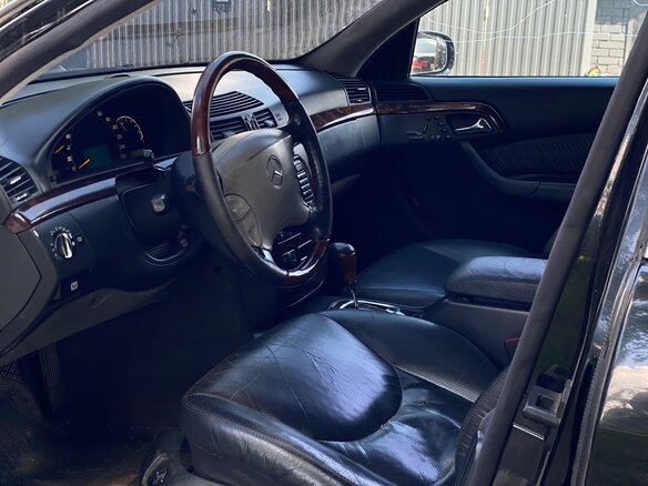 2001 Mercedes-Benz S-Класс 320 Long IV (W220), чёрный - вид 12