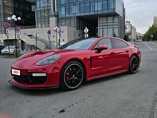 2019 Porsche Panamera GTS II, красный, 8700000 рублей, вид 4