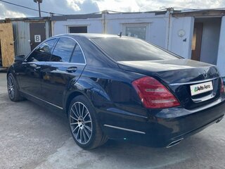 2011 Mercedes-Benz S-Класс 350 V (W221) Рестайлинг, чёрный, 1750000 рублей, вид 4