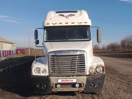 2004 Freightliner Century Class, белый, 1800000 рублей, вид 1