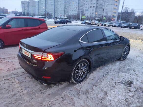 2015 Lexus ES 250 VI Рестайлинг, чёрный, 2500000 рублей - вид 12