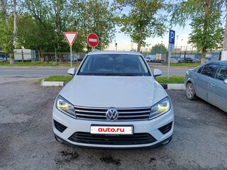 2015 Volkswagen Touareg II Рестайлинг, белый, 2760000 рублей, вид 1