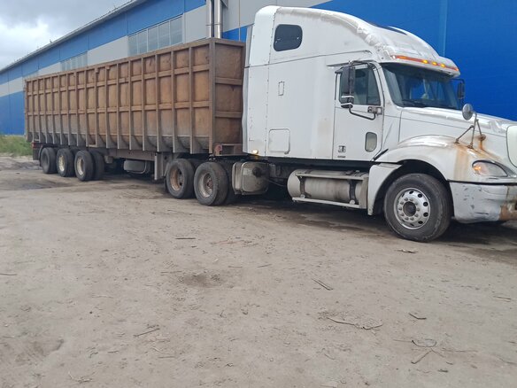2002 Freightliner Columbia, белый, 1700000 рублей - вид 22