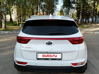 2017 Kia Sportage IV, белый, 1850000 рублей, вид 4