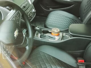 2017 Chevrolet Malibu IX, жёлтый, 1150000 рублей, вид 5