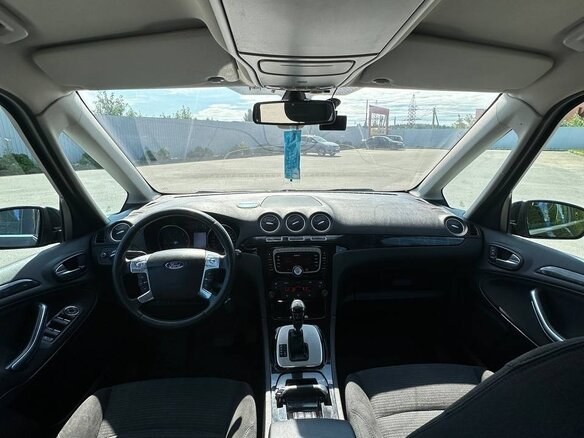 2011 Ford Galaxy II Рестайлинг, чёрный, 1500000 рублей - вид 5