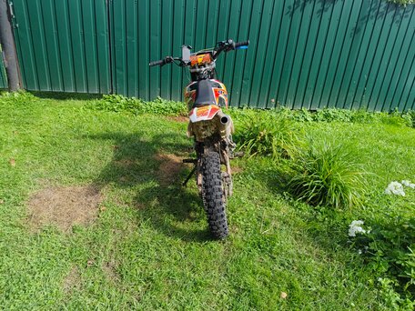 2020 BSE Z1, красный, 100000 рублей, вид 3