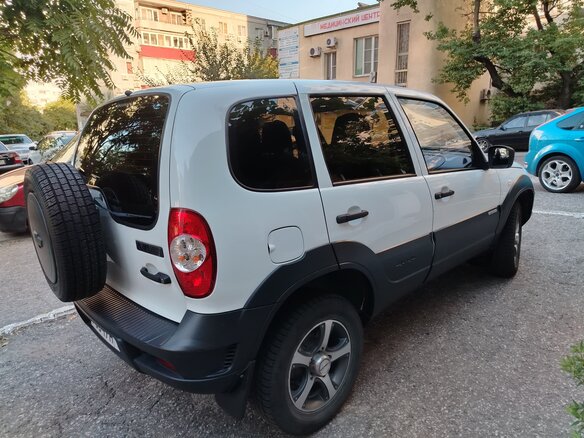 2015 Chevrolet Niva I Рестайлинг, белый, 699000 рублей - вид 7