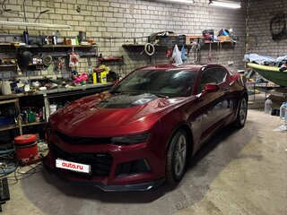 2020 Chevrolet Camaro VI Рестайлинг, красный, 2800000 рублей, вид 3