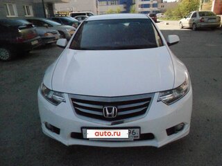 2012 Honda Accord VIII Рестайлинг, белый, 2000000 рублей, вид 2