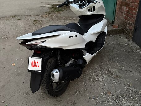 2022 Honda PCX 125, белый, 335000 рублей, вид 4
