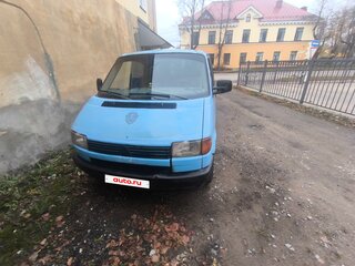 1992 Volkswagen Transporter T4, голубой, 525000 рублей, вид 3