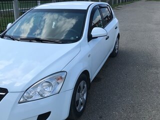 2008 Kia Ceed I, белый, 450000 рублей, вид 2