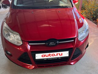 2013 Ford Focus III, красный, 850000 рублей, вид 1