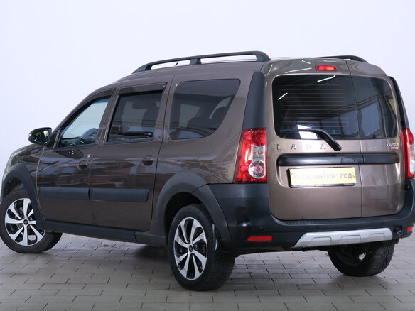 2021 Lada (ВАЗ) Largus Cross I Рестайлинг, коричневый, 979000 рублей - вид 3