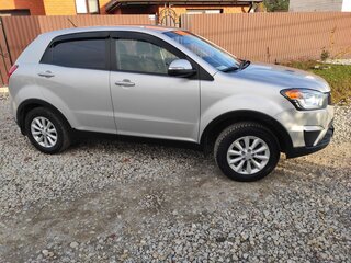 2014 SsangYong Actyon II Рестайлинг, серебристый, 1100000 рублей, вид 3