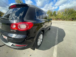 2008 Volkswagen Tiguan I, чёрный, 1369000 рублей, вид 4