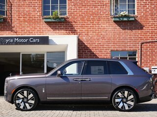 2025 Rolls-Royce Cullinan I Рестайлинг (Series II), серый, 58908954 рублей, вид 5