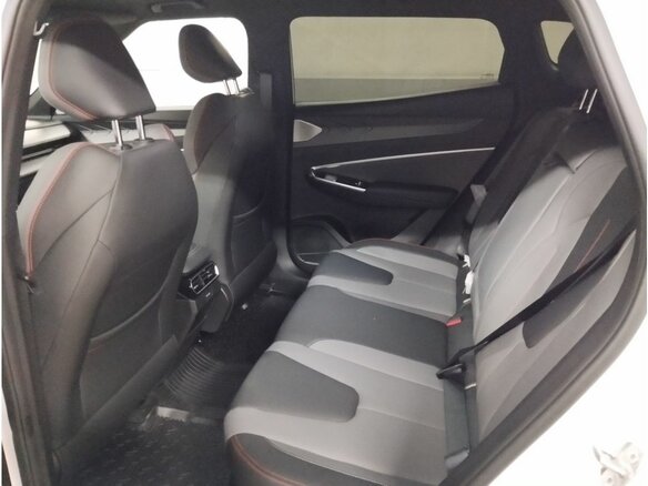 2026 Geely Cityray, белый, 3354525 рублей - вид 9
