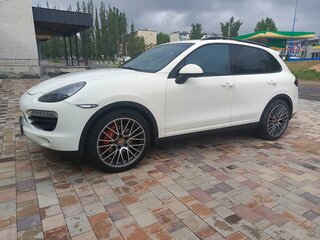 2010 Porsche Cayenne Diesel II (958), белый, 3050000 рублей, вид 2