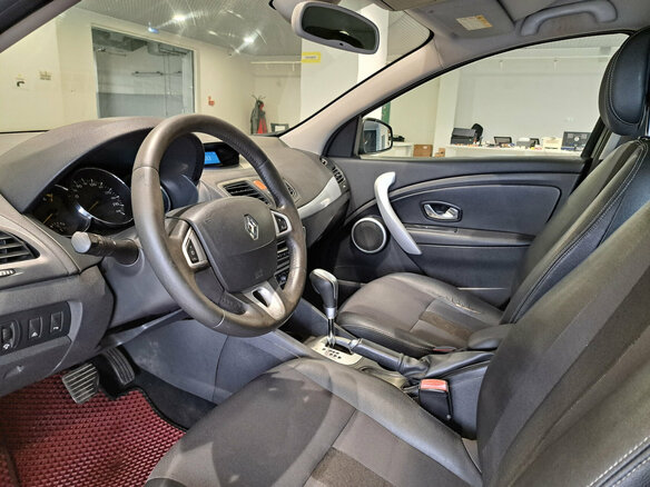 2011 Renault Fluence I, чёрный, 340000 рублей - вид 15