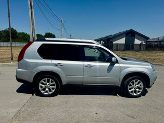 2012 Nissan X-Trail II Рестайлинг, серебристый, 1700000 рублей, вид 1