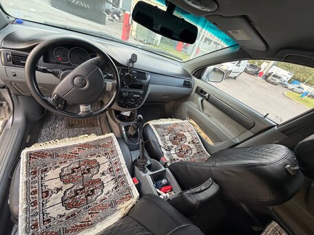 2013 Daewoo Gentra II, серебристый, 290000 рублей, вид 2