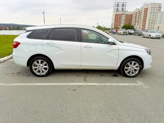 2020 Lada (ВАЗ) Vesta SW I, белый, 1150000 рублей, вид 3