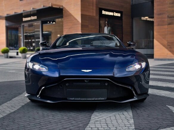 2019 Aston Martin V8 Vantage IV, синий, 13500000 рублей - вид 3