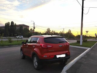 2013 Kia Sportage III, оранжевый, 1399999 рублей, вид 5
