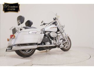 2008 Harley-Davidson Road King, белый, 899000 рублей, вид 5