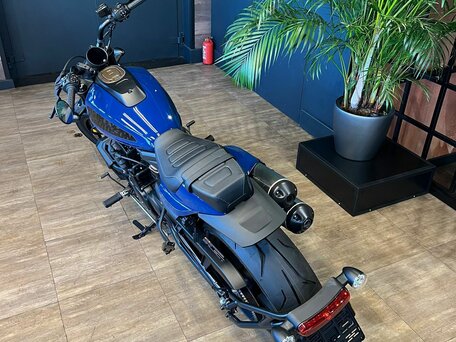 2023 Harley-Davidson Sportster S, синий, 1850000 рублей, вид 4