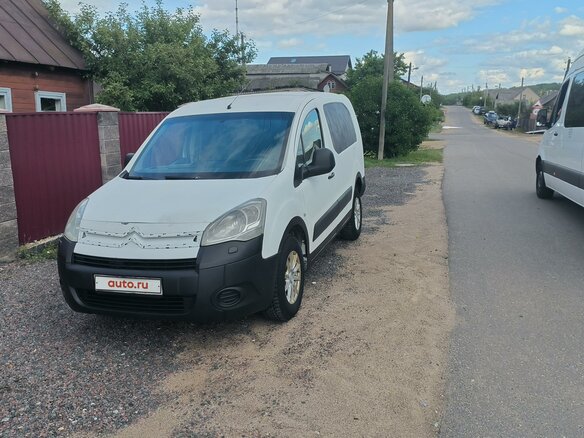 2009 Citroen Berlingo, белый, 510000 рублей - вид 2
