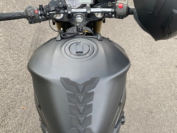 2015 Suzuki GSR 750, чёрный, 600000 рублей - вид 9
