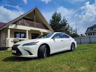 2020 Lexus ES 250 VII, белый, 3650000 рублей, вид 4